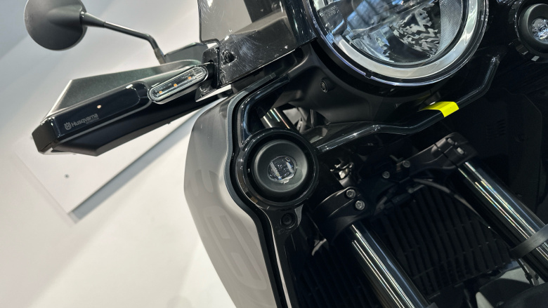 Husqvarna Norden 901 (24MY)